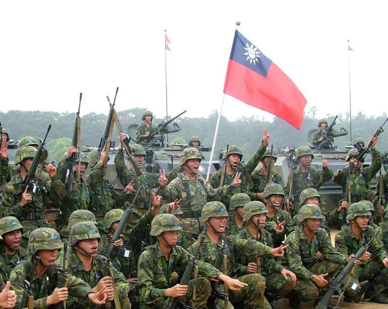 Trump withholds Taiwan security aid as White House pursues talks with Beijing