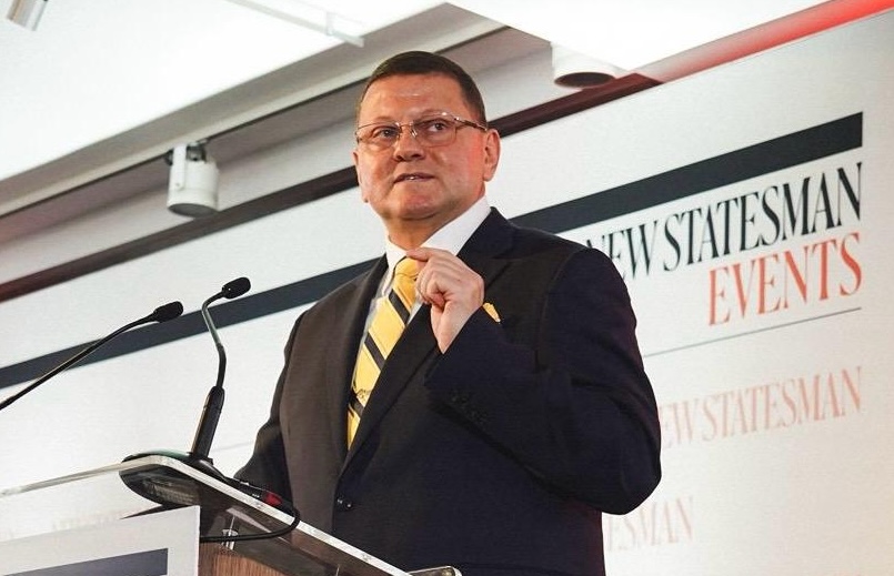 Between Victory and Disintegration: Zaluzhnyi’s Stark Choices for Ukraine – and for Europe