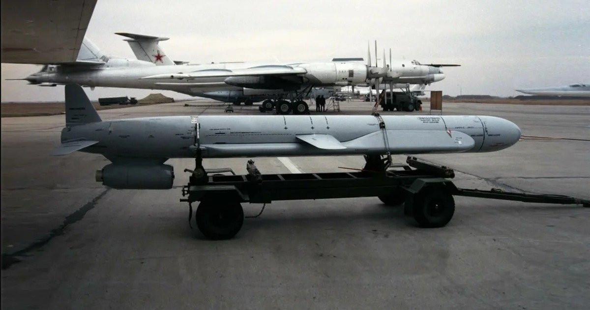 Russian Missiles Used in Kyiv Strike Contained More Than 100 Western Components, Report Says