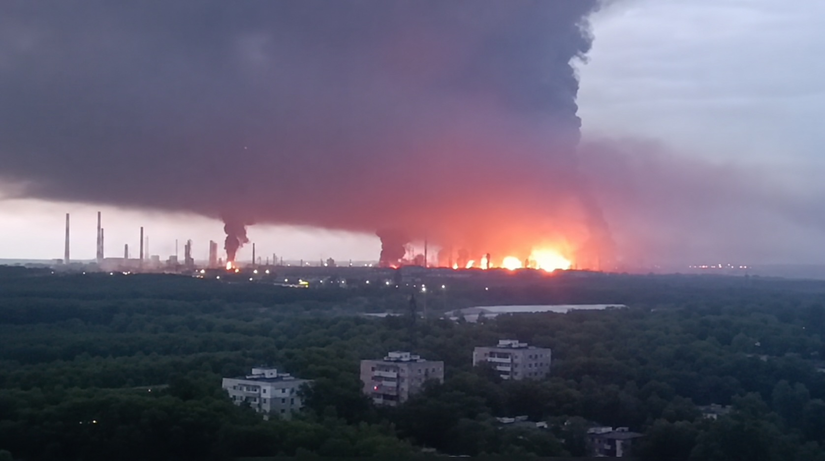 Ukraine’s Refinery Strikes Put New Pressure on Russia’s Oil War Economy