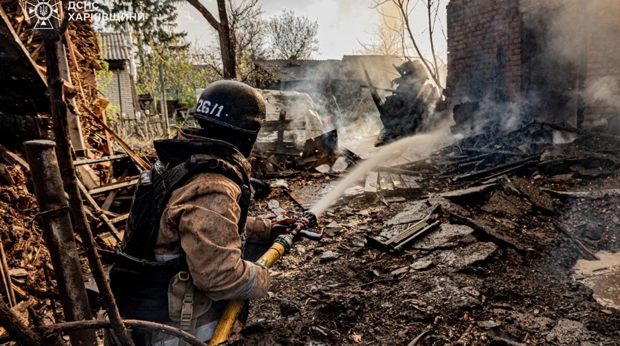 Russian Strikes Continue After Kyiv’s Midnight Ceasefire Begins