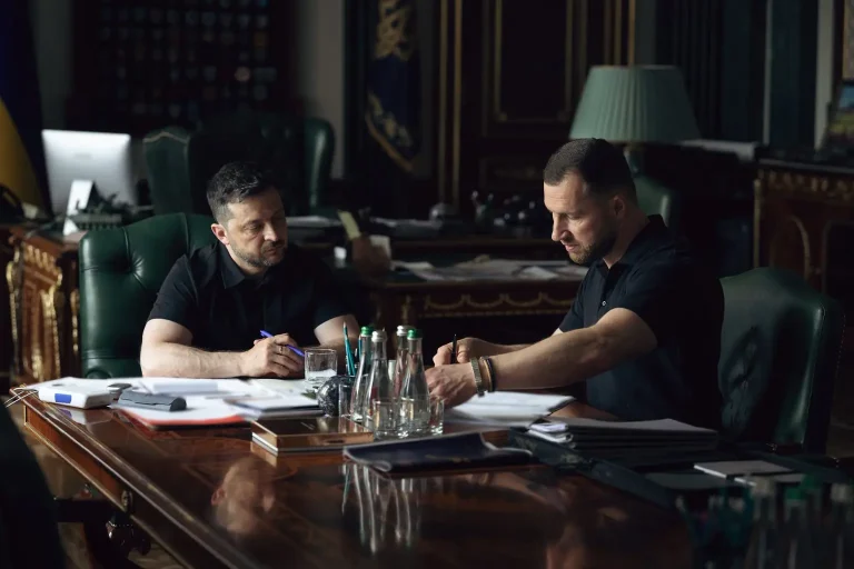Zelenskyy’s 40-day operation turns Ukraine’s long-range strikes into political pressure on Moscow